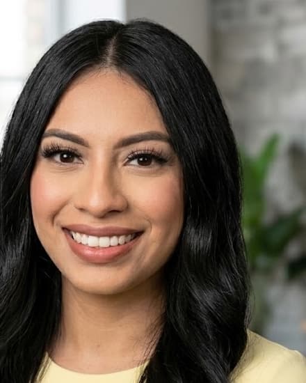 Lesly Tobar